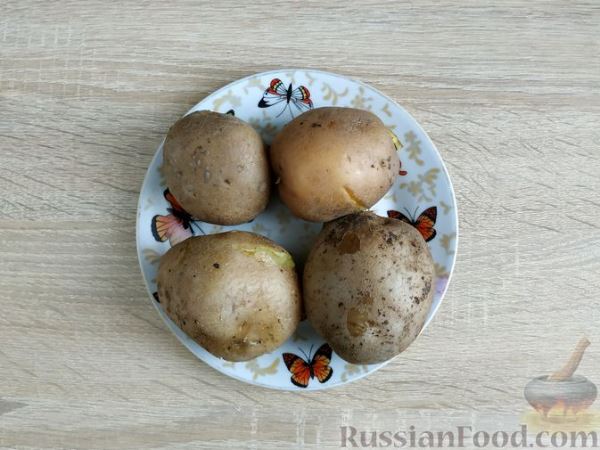 Картофель, запечённый со свёклой, под сыром